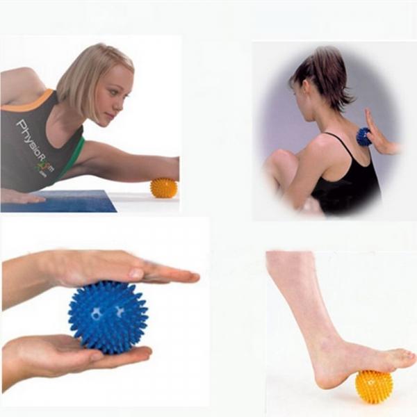 2pcs 9cm Cute Hedgehog Sensory Training Hard Hand Soles Physiotherapy Massage Balls Random Color