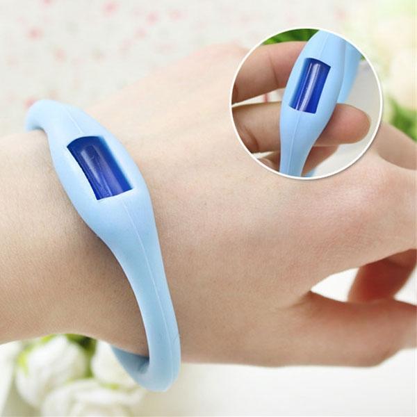 2pcs Mosquito Killer Natural Repellent Male Style Mosquito Bracelets for Kid Random Delivery