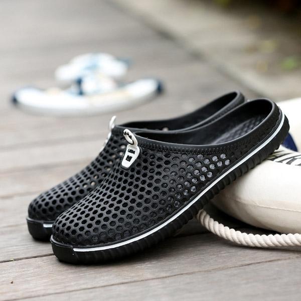 Big Size Hollow Out Outdoor Slippers Breathable Slip-on Beach Slippers Black #42