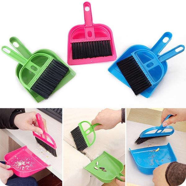 Kitchen Mini Portable Plastic Dustpan Handle Brush Set Random Color