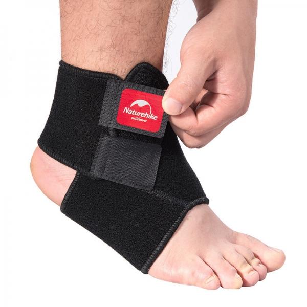 Naturehike Sports Ankle Brace Adjustable Sprain Wrap Support Protector for Football Running Black Size M