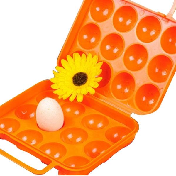 6 Grid Plastic Portable Handle Shock-resistant Egg Container for Camping Random Color